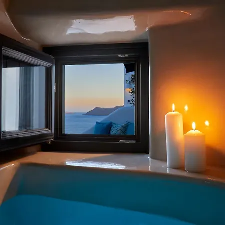 Villa Blue Art Caves