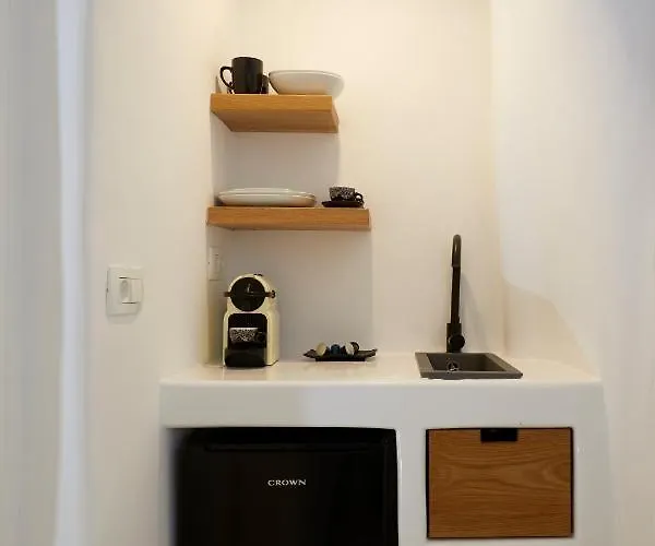 Blue Art Caves Oia (Santorini)