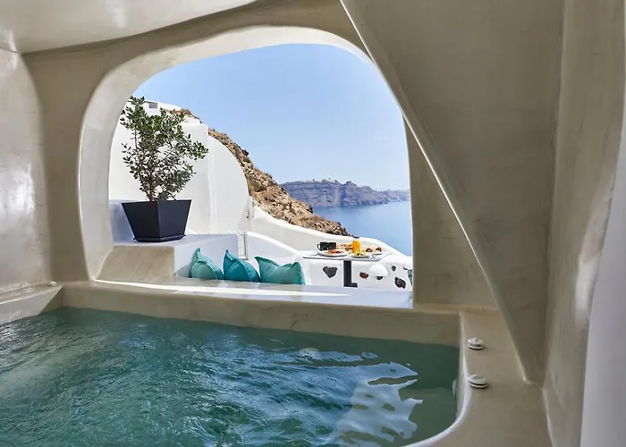 Villa Blue Art Caves