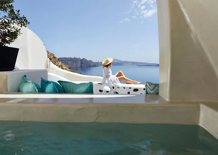 Villa Blue Art Caves *