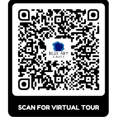 Blue Art Caves * أويا