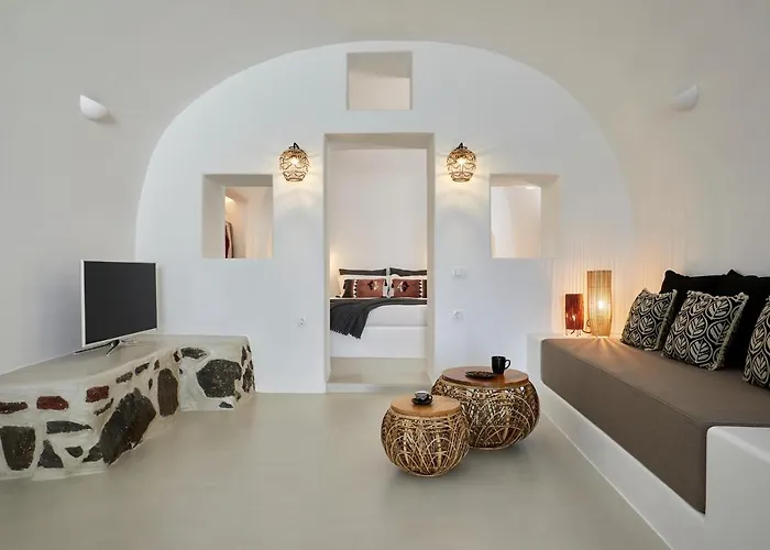 Blue Art Caves Villa