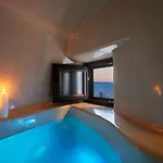 Blue Art Caves فيلة أويا