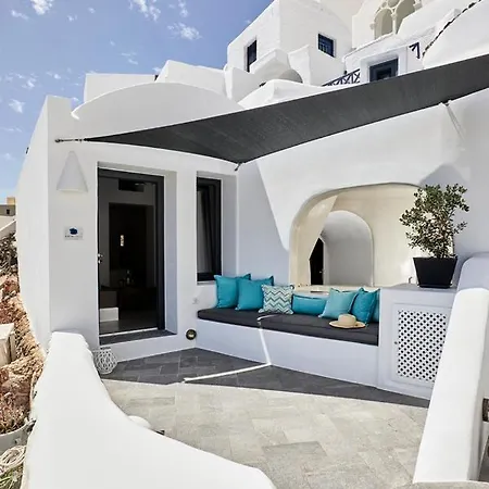 Blue Art Caves Villa